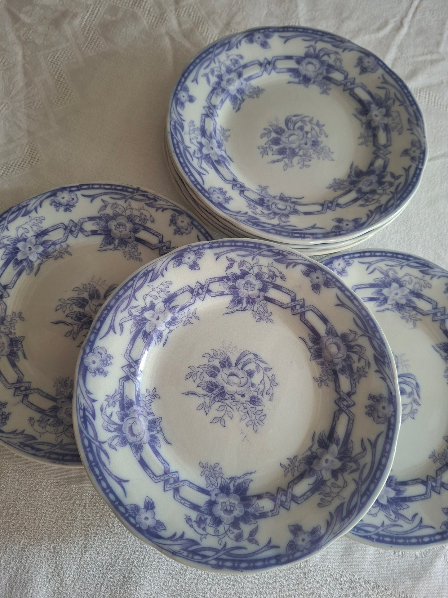Lot de 8 assiettes à dessert en faïence de Sarreguemines – Modèle Cérès