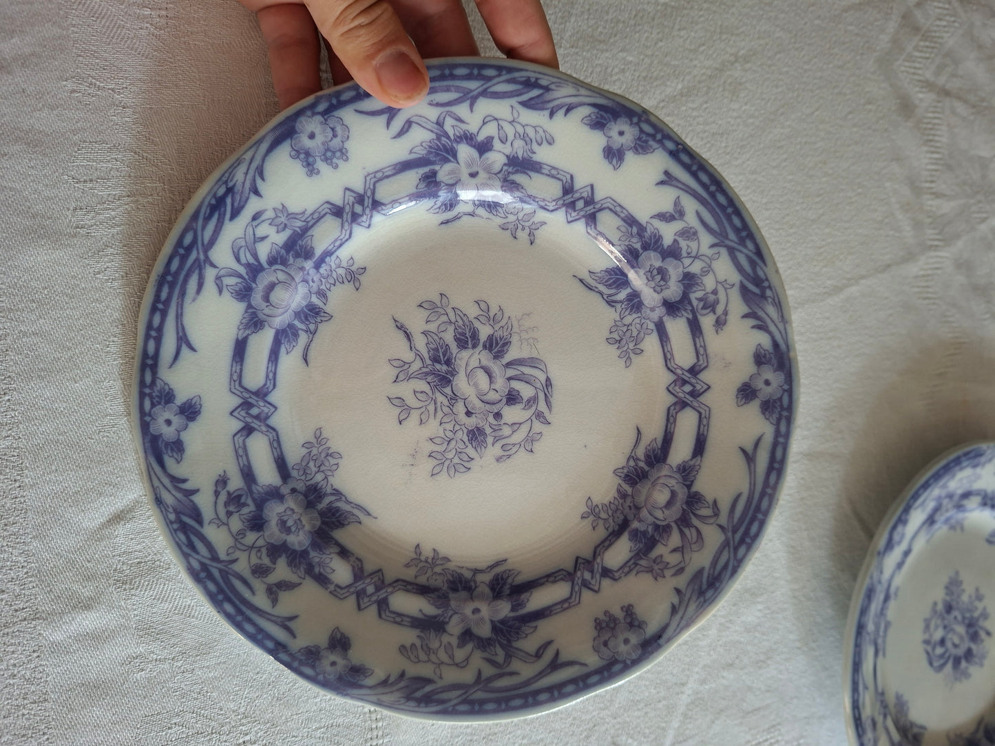 Lot de 8 assiettes à dessert en faïence de Sarreguemines – Modèle Cérès