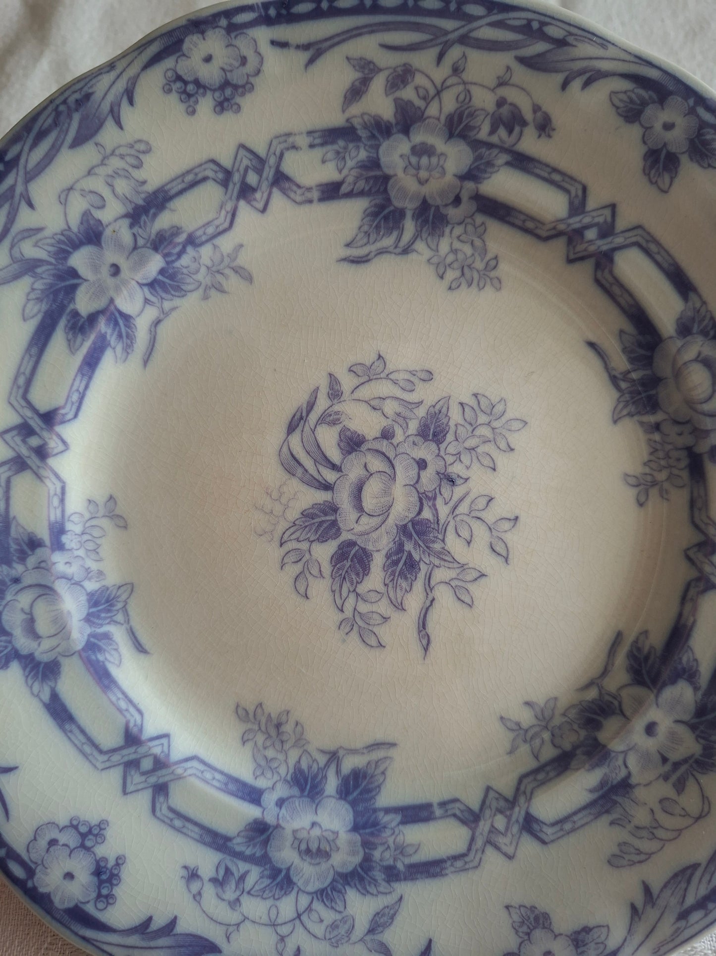 Lot de 4 assiettes à dessert n°2 en faïence de Sarreguemines – Modèle Cérès