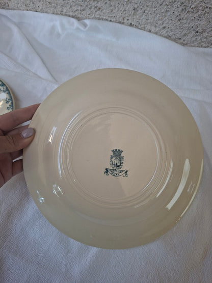 6 assiettes plates (1) Gien modèle « Milan » en terre de fer