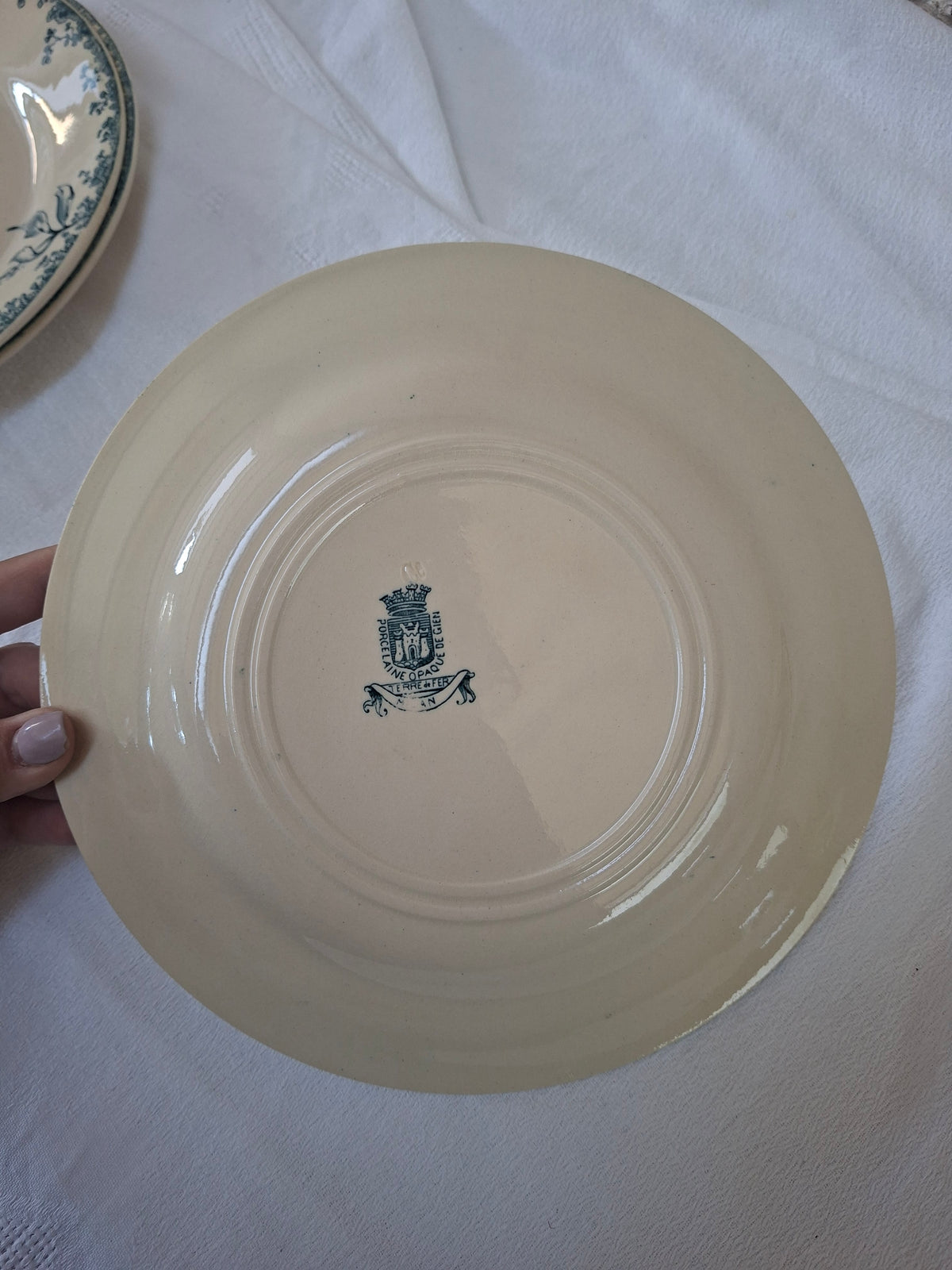 6 assiettes plates (2) Gien modèle « Milan » en terre de fer