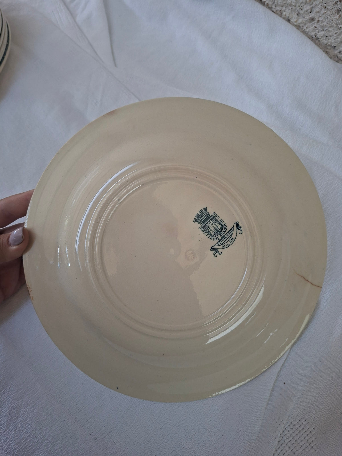 1 assiette plate (2) Gien modèle « Milan »