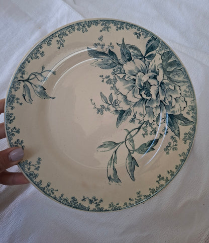 6 assiettes plates (3) Gien modèle « Milan » en terre de fer,