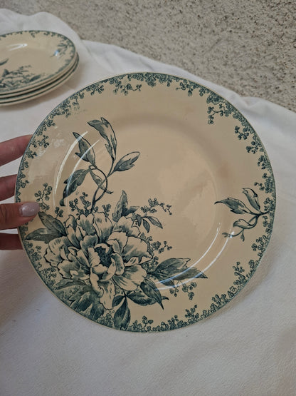 6 assiettes plates  (4) Gien modèle « Milan » en terre de fer