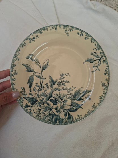 6 assiettes plates  (4) Gien modèle « Milan » en terre de fer