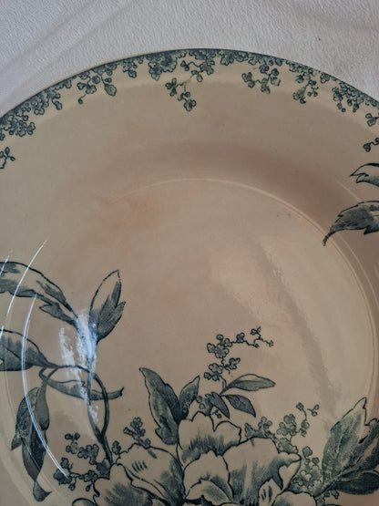 6 assiettes plates  (4) Gien modèle « Milan » en terre de fer