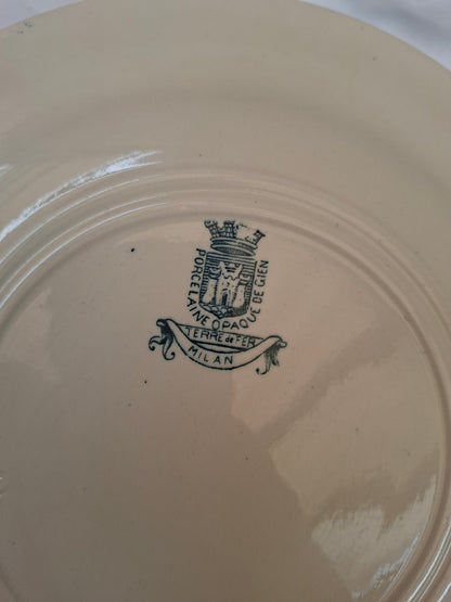 6 assiettes plates  (4) Gien modèle « Milan » en terre de fer