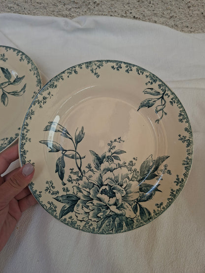4 assiettes plates (2) Gien modèle « Milan » en terre de fer,
