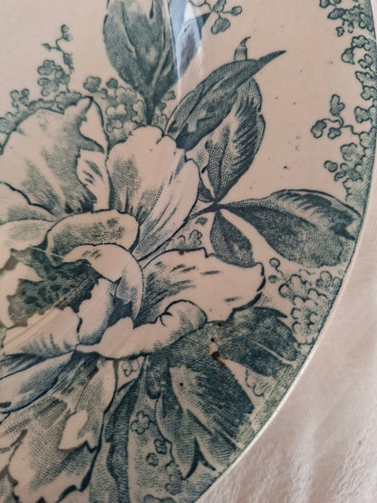 4 assiettes plates (2) Gien modèle « Milan » en terre de fer,
