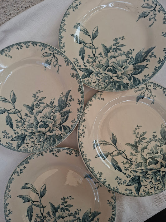 4 assiettes plates (3) Gien modèle « Milan » en terre de fer,