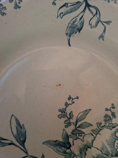 4 assiettes plates (3) Gien modèle « Milan » en terre de fer,