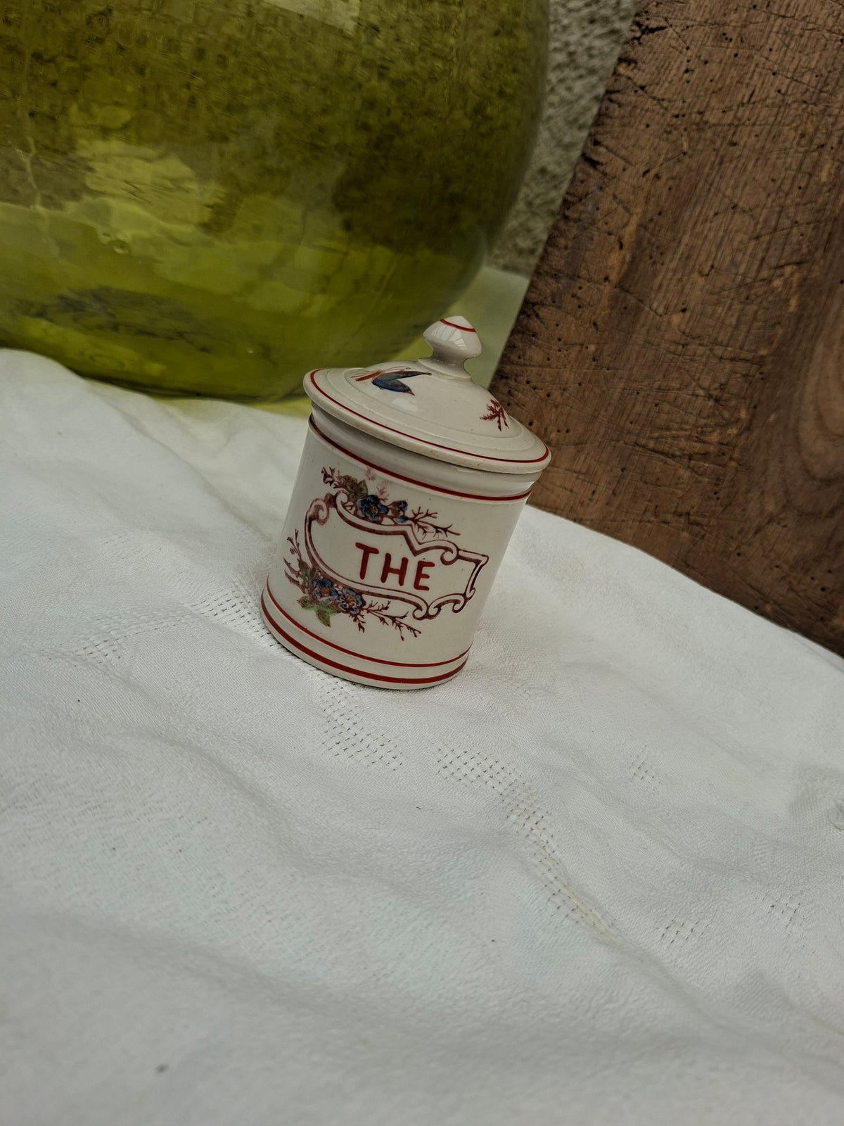 Ancien service de pots à épices – farine, sucre, sel, poivre, café & thé – charme vintage