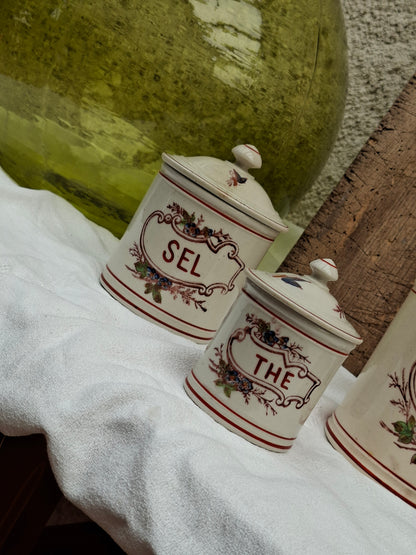 Ancien service de pots à épices – farine, sucre, sel, poivre, café & thé – charme vintage