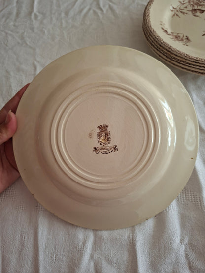 Lot de 8 assiettes plates de la Manufacture de Gien – Modèle Mai (1)