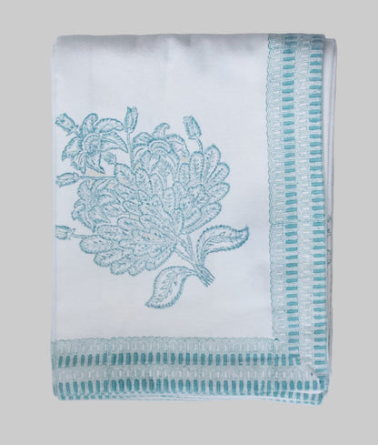 Grande Nappe avec imprimé à fleurs bleues