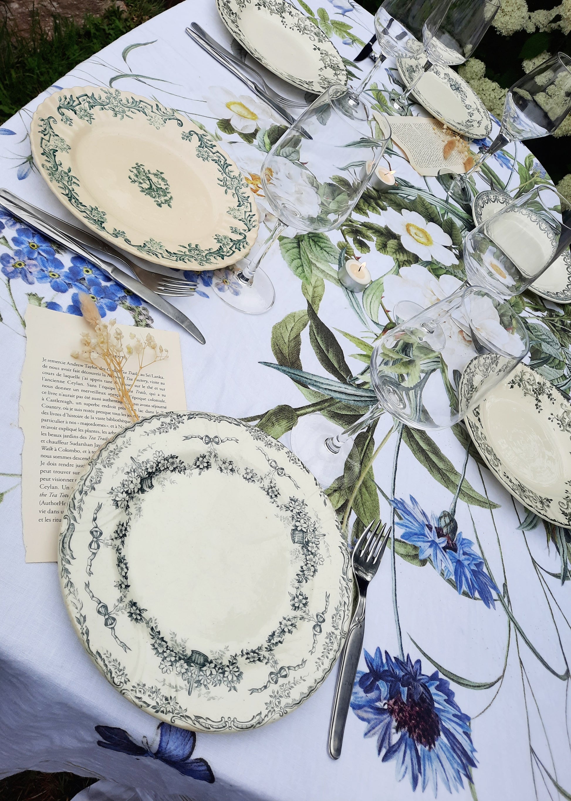 nappe fleurie lin bleu et blanc 